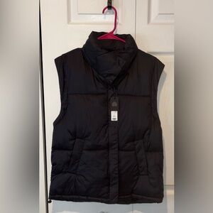 Fashion Nova Black Puffer Vest